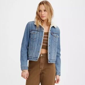Levi's Original Trucker Sherpa Jean Denim Jacket Size Small
